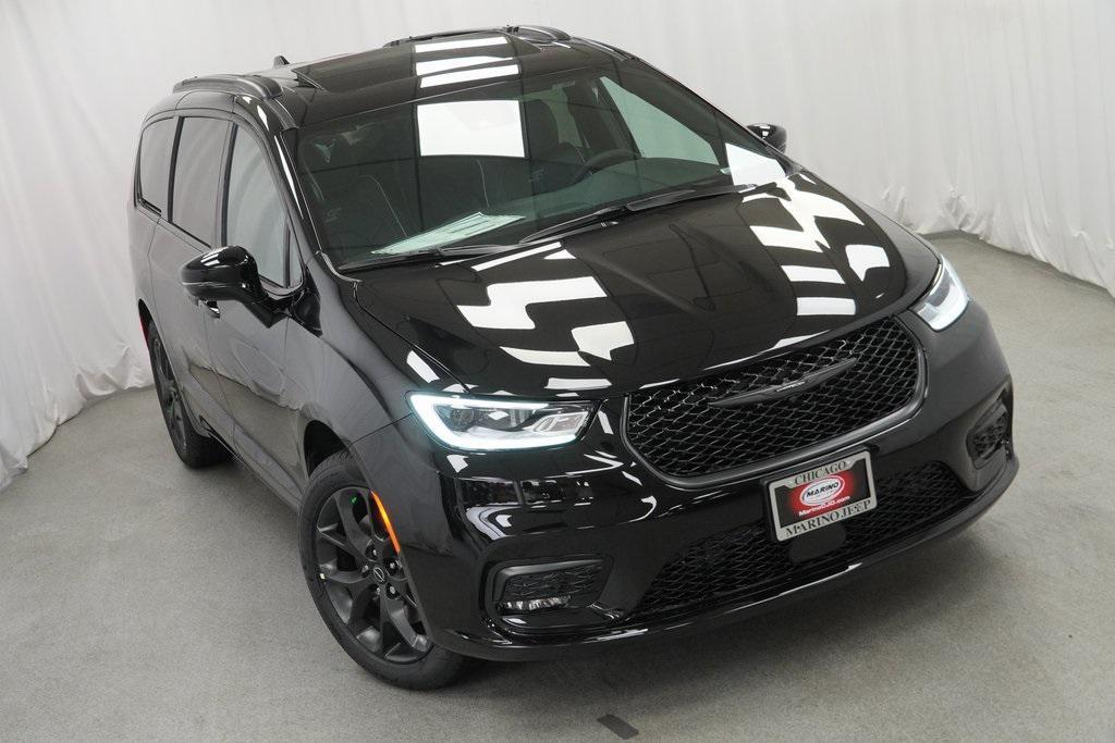 new 2026 Chrysler Pacifica car, priced at $54,005