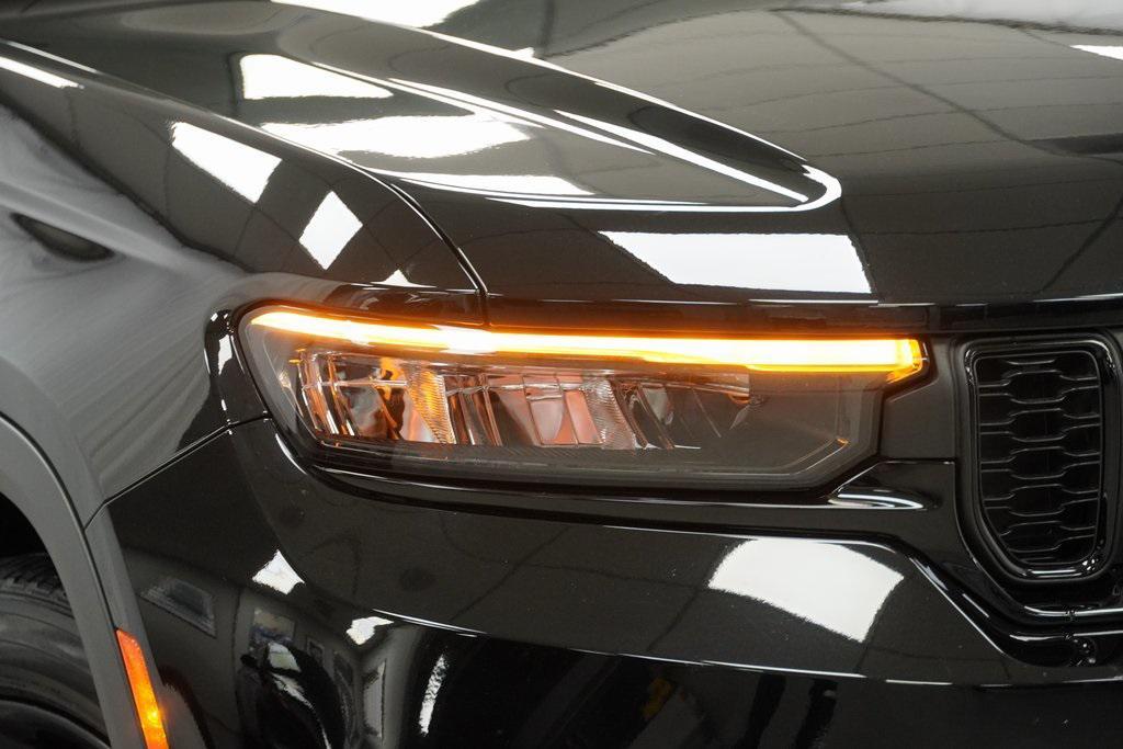 used 2023 Jeep Grand Cherokee car, priced at $29,994