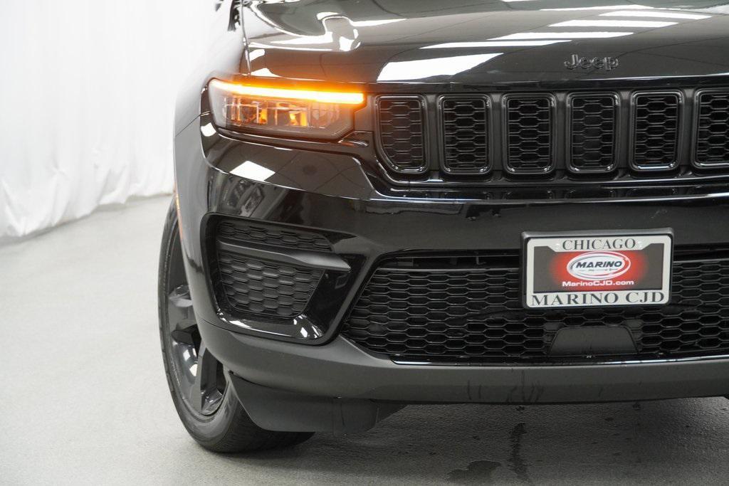 used 2023 Jeep Grand Cherokee car, priced at $29,994
