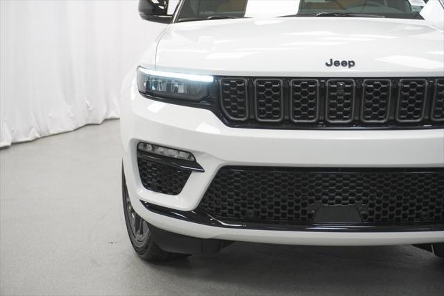 new 2025 Jeep Grand Cherokee car, priced at $55,684
