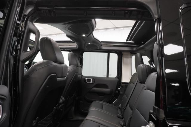 new 2025 Jeep Wrangler car, priced at $49,450