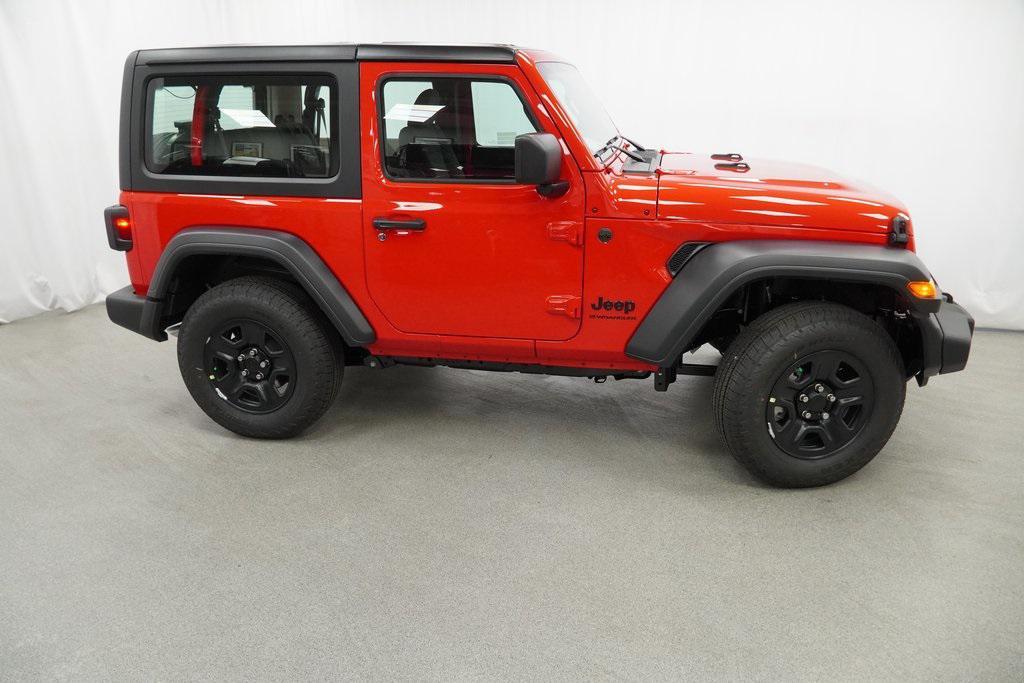 new 2025 Jeep Wrangler car, priced at $32,980