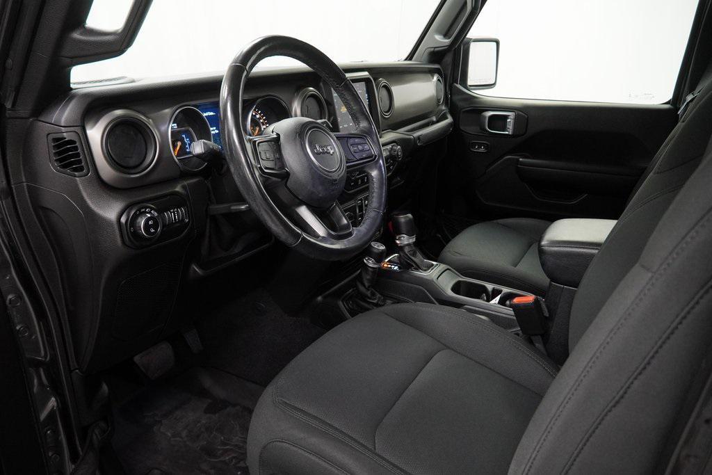 used 2021 Jeep Gladiator car, priced at $32,494