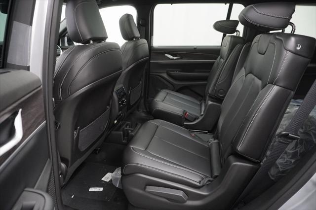 new 2025 Jeep Grand Cherokee L car, priced at $45,962