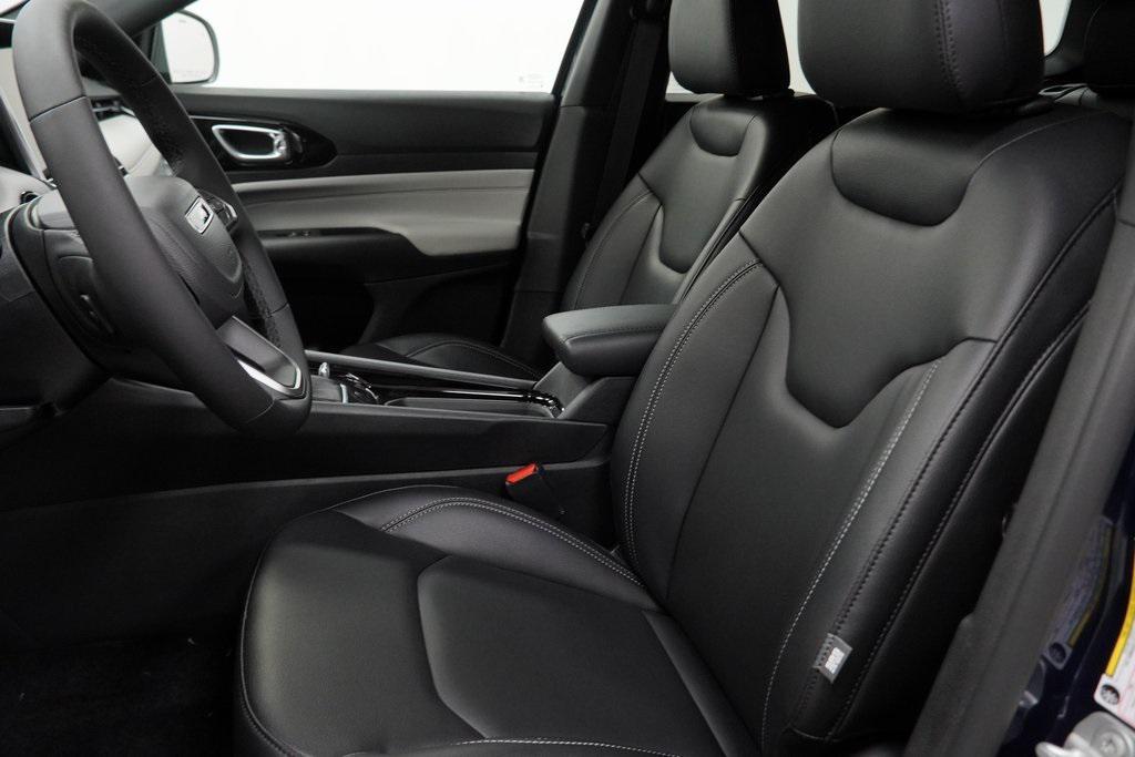 new 2026 Jeep Compass car, priced at $30,980