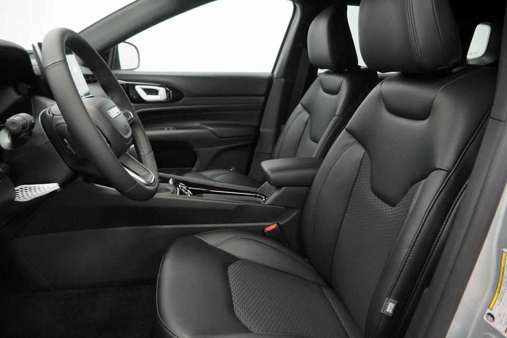 new 2026 Jeep Compass car, priced at $29,185