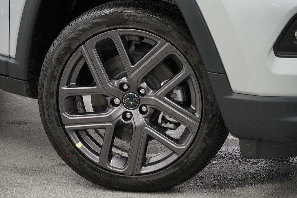 new 2026 Jeep Compass car, priced at $29,185