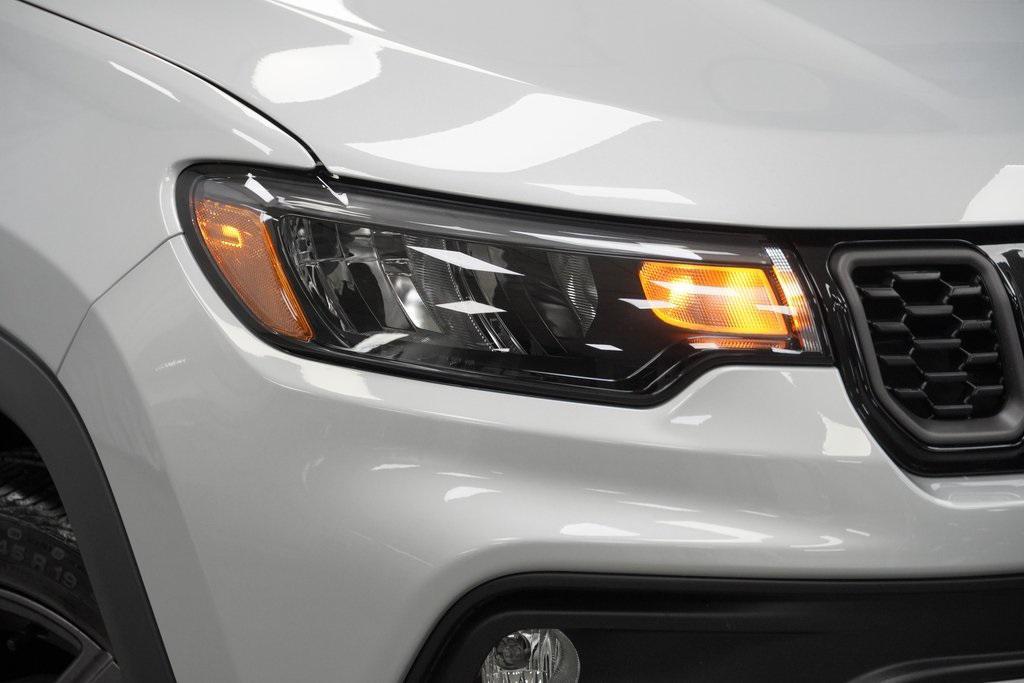 new 2026 Jeep Compass car, priced at $29,185