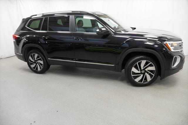 used 2024 Volkswagen Atlas car, priced at $41,294