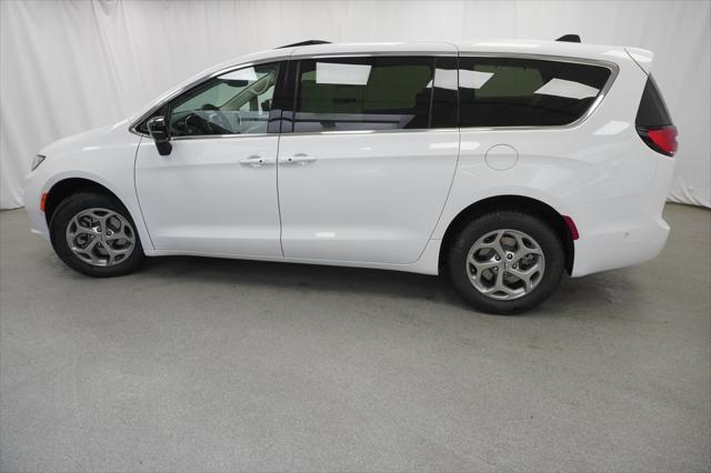 new 2024 Chrysler Pacifica car, priced at $51,910