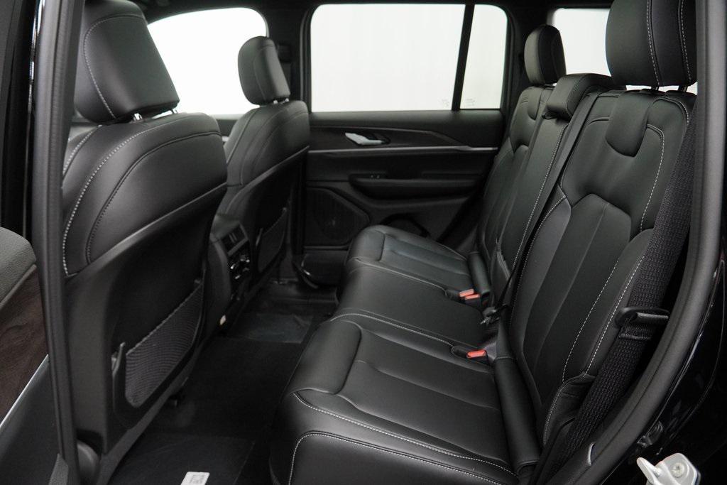 new 2025 Jeep Grand Cherokee car, priced at $46,485