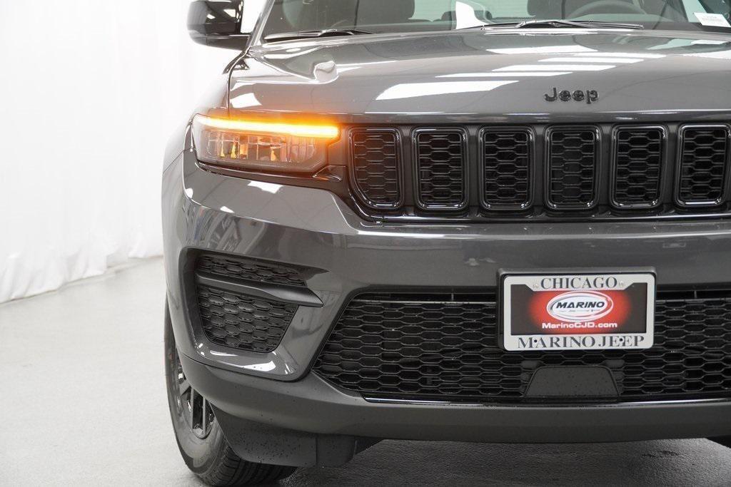 new 2025 Jeep Grand Cherokee car, priced at $41,730