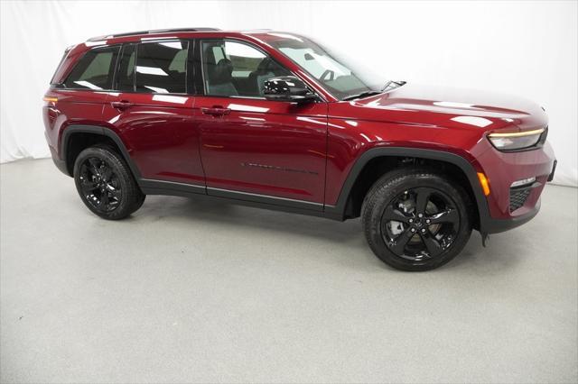 new 2025 Jeep Grand Cherokee car, priced at $45,035