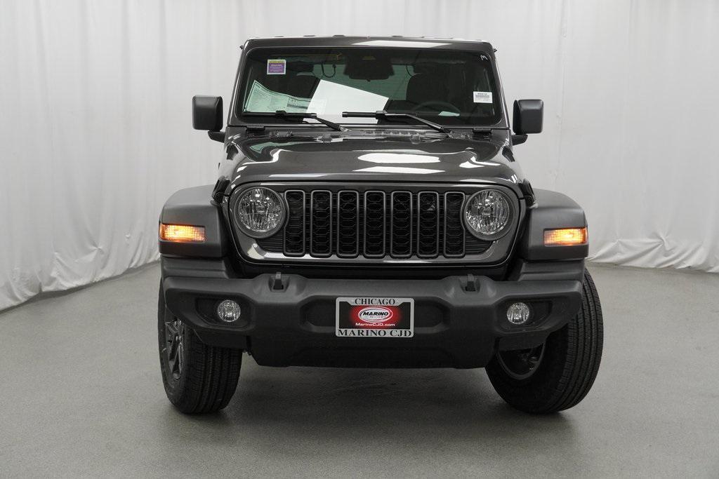 new 2026 Jeep Wrangler car, priced at $41,925