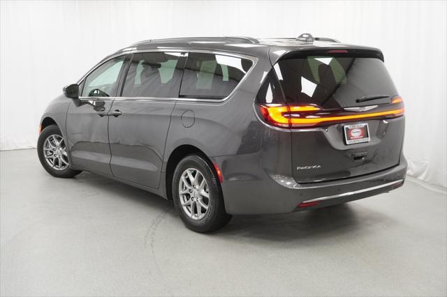 used 2021 Chrysler Pacifica car, priced at $26,994