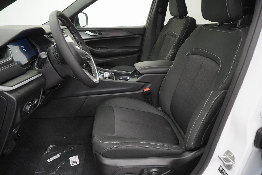 new 2025 Jeep Grand Cherokee L car, priced at $36,030