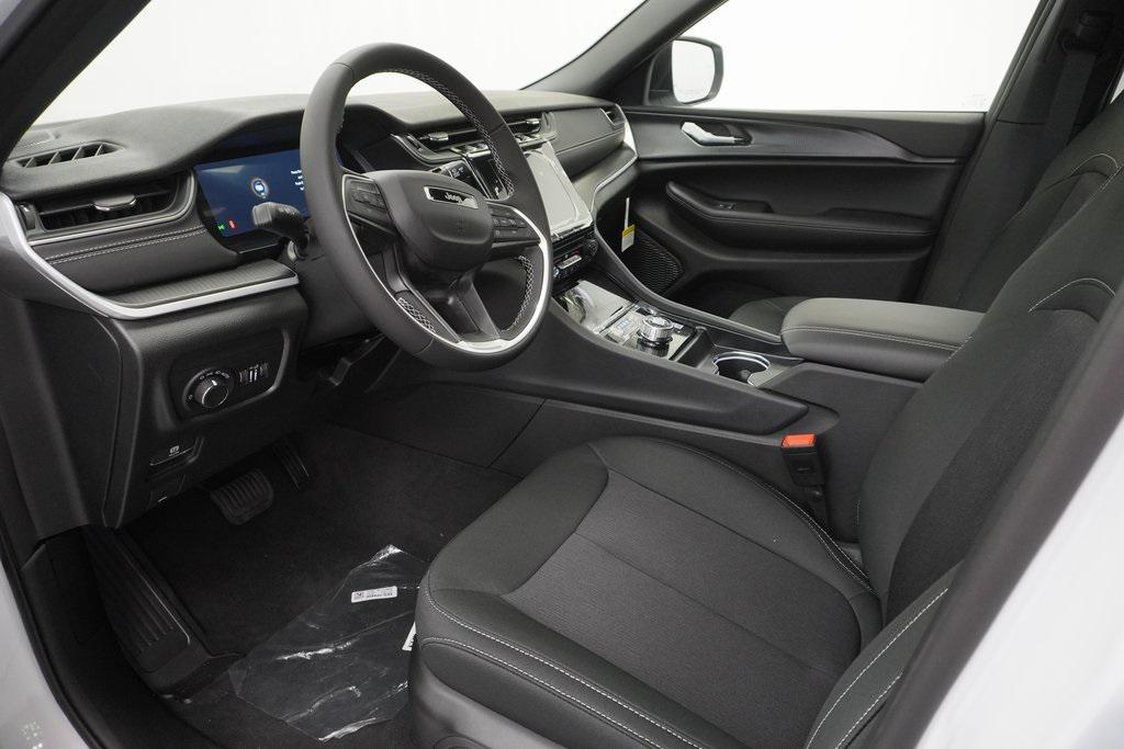 new 2025 Jeep Grand Cherokee L car, priced at $36,030