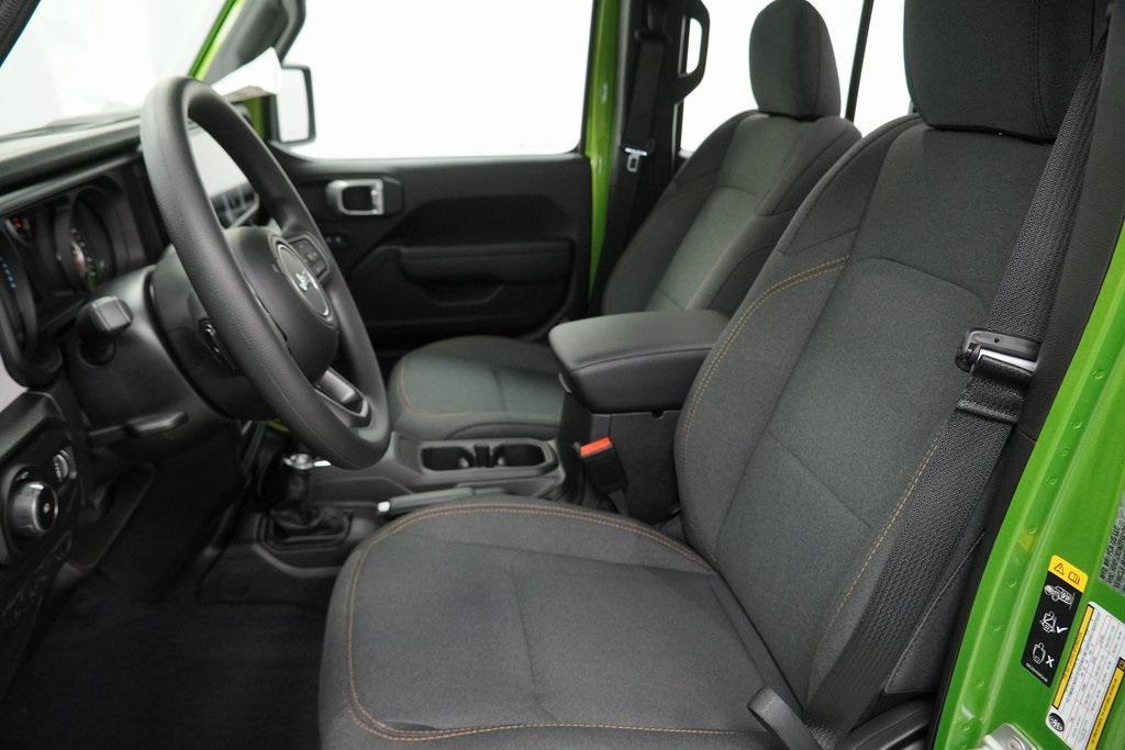 new 2026 Jeep Wrangler car, priced at $39,085