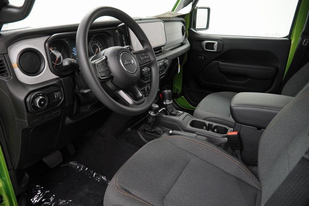 new 2026 Jeep Wrangler car, priced at $39,085