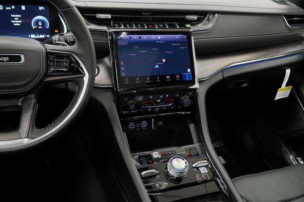 new 2025 Jeep Grand Cherokee car, priced at $51,335