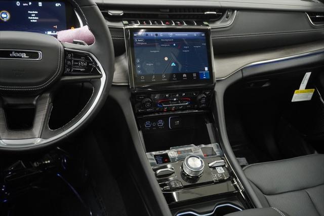 new 2025 Jeep Grand Cherokee car, priced at $49,985