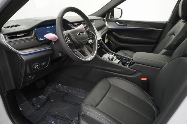 new 2025 Jeep Grand Cherokee car, priced at $49,985