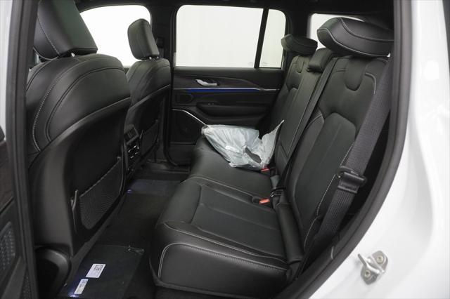 new 2025 Jeep Grand Cherokee car, priced at $49,985