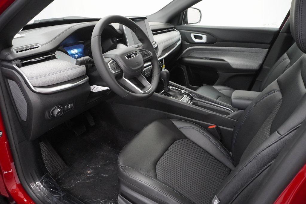 new 2025 Jeep Compass car, priced at $28,260