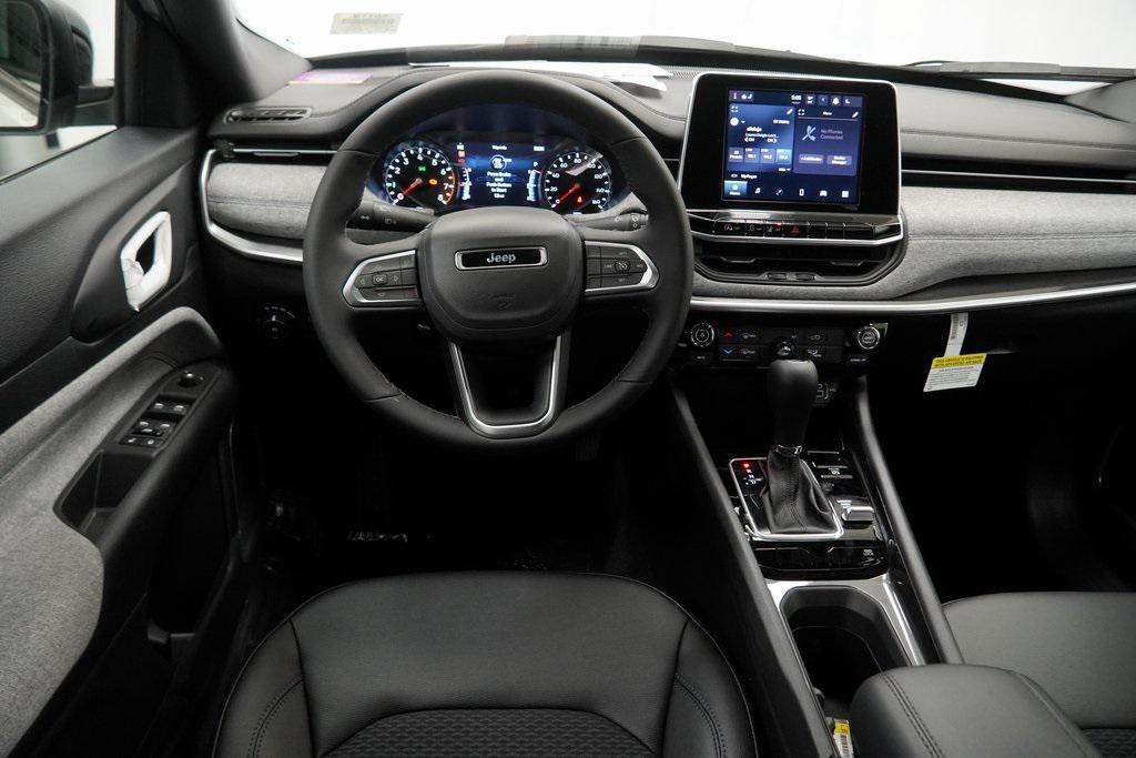 new 2026 Jeep Compass car, priced at $27,095