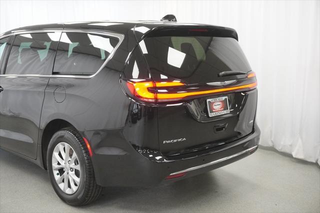 used 2025 Chrysler Pacifica car, priced at $43,994