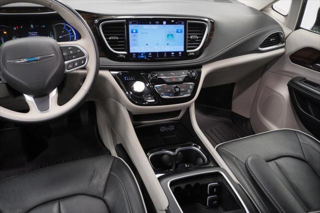 used 2021 Chrysler Pacifica Hybrid car, priced at $29,794