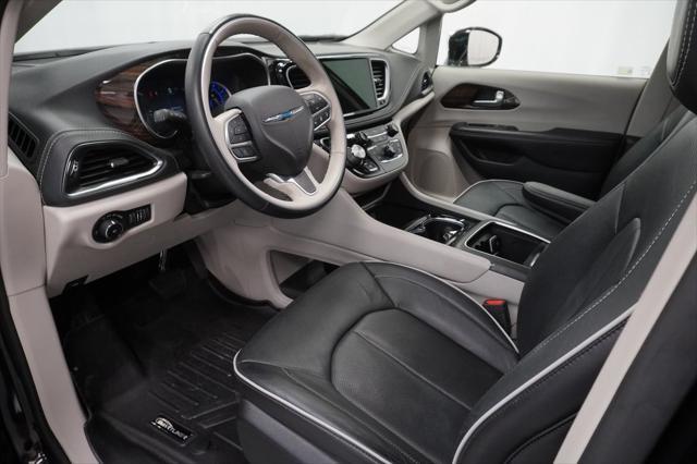 used 2021 Chrysler Pacifica Hybrid car, priced at $29,794