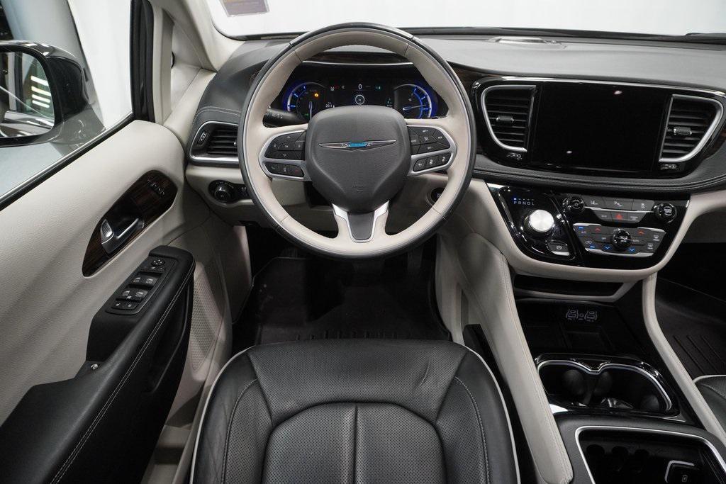 used 2021 Chrysler Pacifica Hybrid car, priced at $28,194