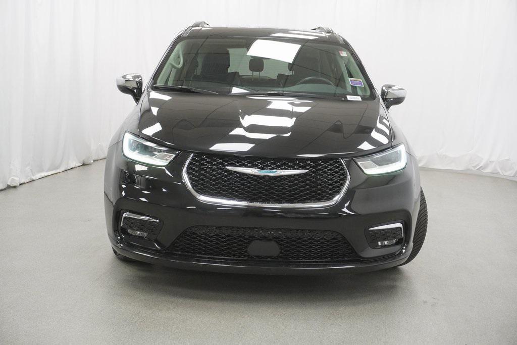 used 2021 Chrysler Pacifica Hybrid car, priced at $28,194