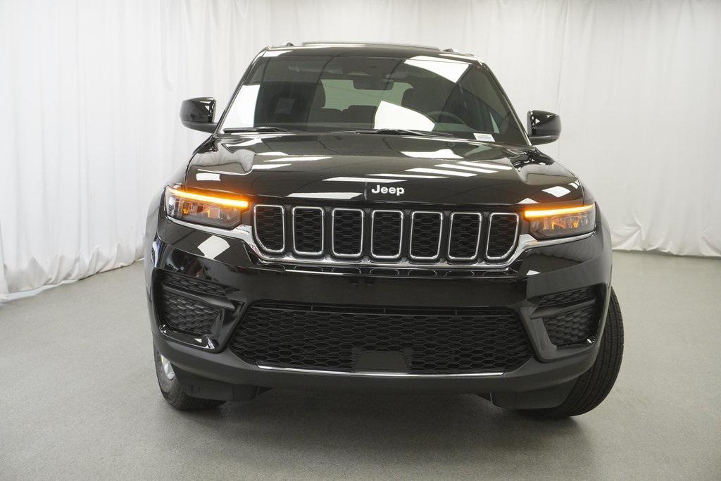 new 2025 Jeep Grand Cherokee car, priced at $35,125