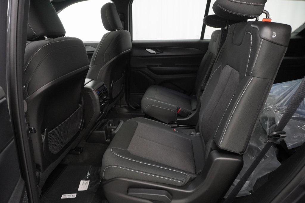 new 2025 Jeep Grand Cherokee L car, priced at $36,625