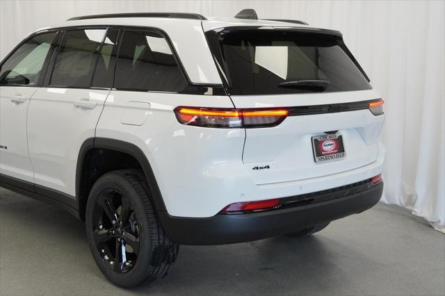 new 2025 Jeep Grand Cherokee car, priced at $40,080