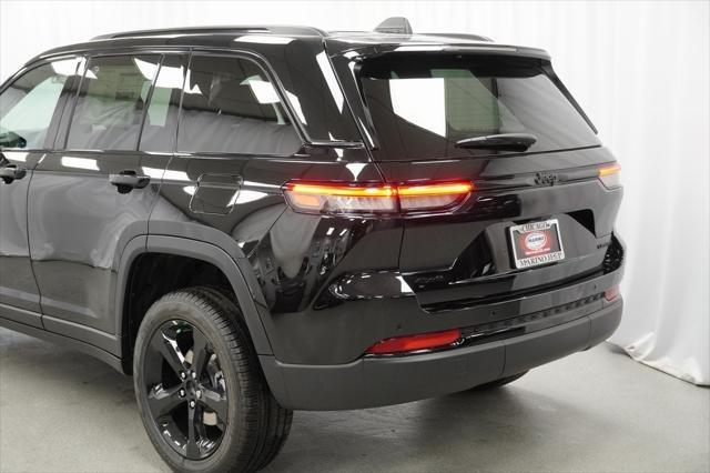 new 2025 Jeep Grand Cherokee car, priced at $45,035