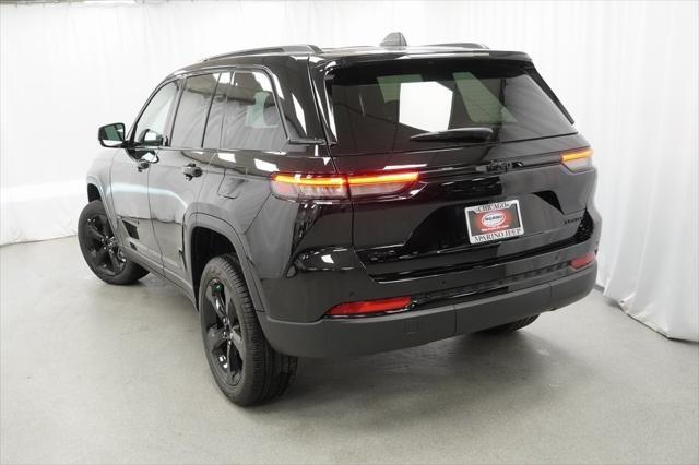 new 2025 Jeep Grand Cherokee car, priced at $45,035