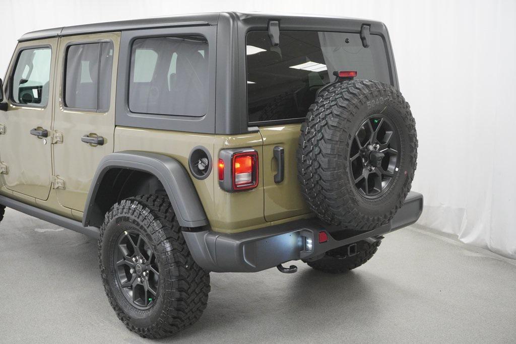 new 2025 Jeep Wrangler car, priced at $46,575