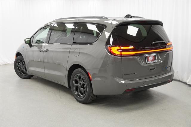 new 2025 Chrysler Pacifica Hybrid car, priced at $49,775