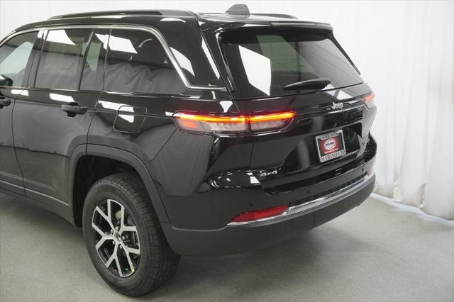 new 2025 Jeep Grand Cherokee car, priced at $42,755
