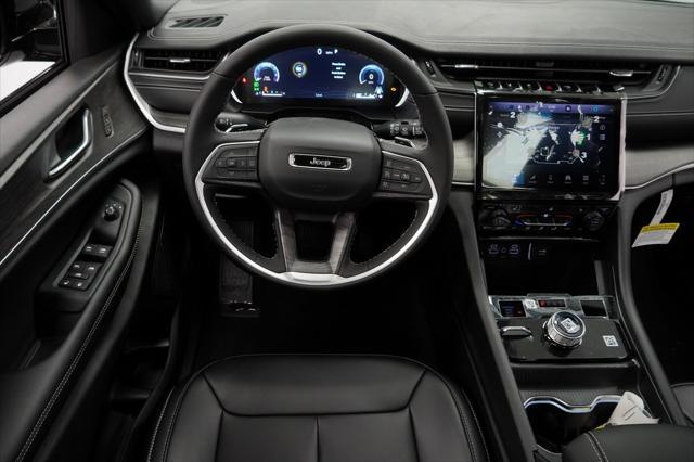 new 2025 Jeep Grand Cherokee car, priced at $45,035