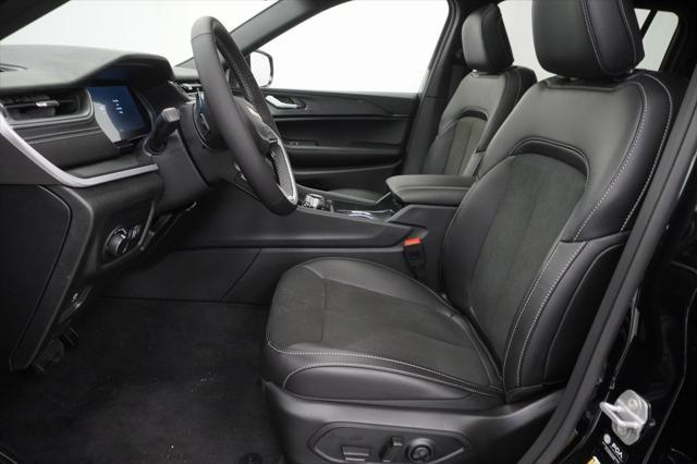 new 2025 Jeep Grand Cherokee L car, priced at $40,230