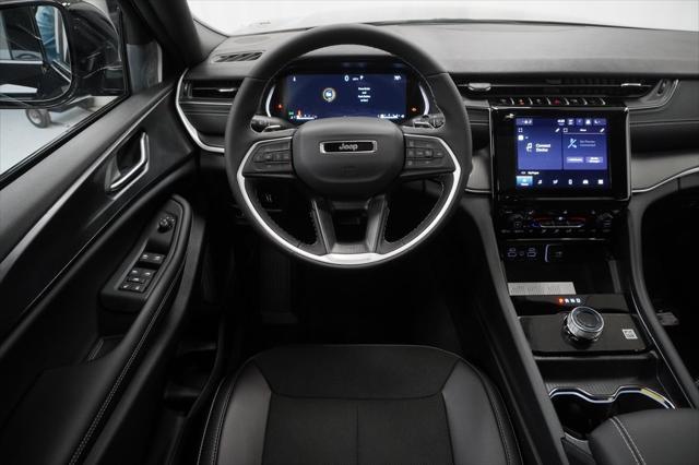 new 2025 Jeep Grand Cherokee L car, priced at $40,230