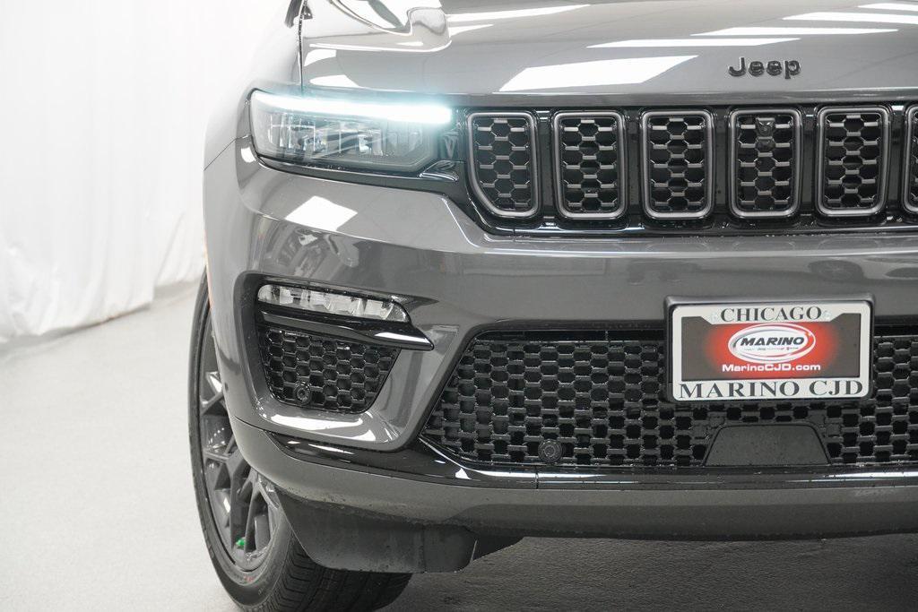 new 2025 Jeep Grand Cherokee car, priced at $55,425