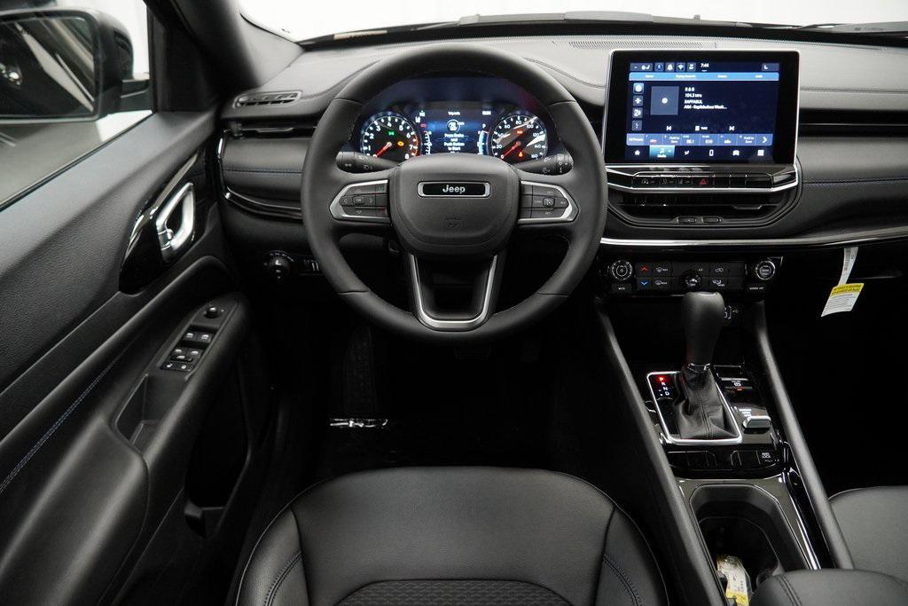 new 2026 Jeep Compass car, priced at $26,685