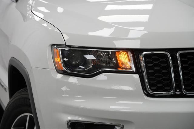 used 2022 Jeep Grand Cherokee car, priced at $28,594