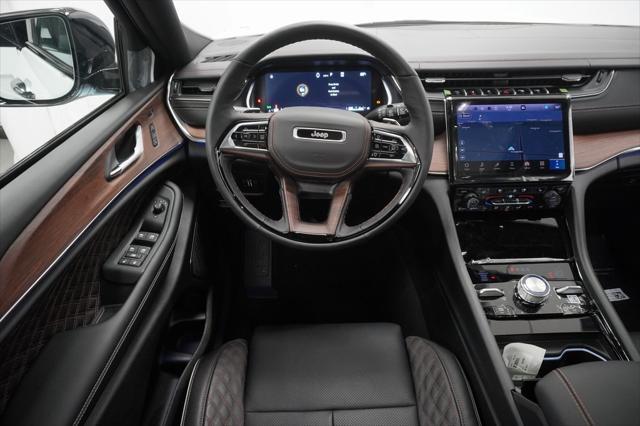 new 2025 Jeep Grand Cherokee car, priced at $52,080