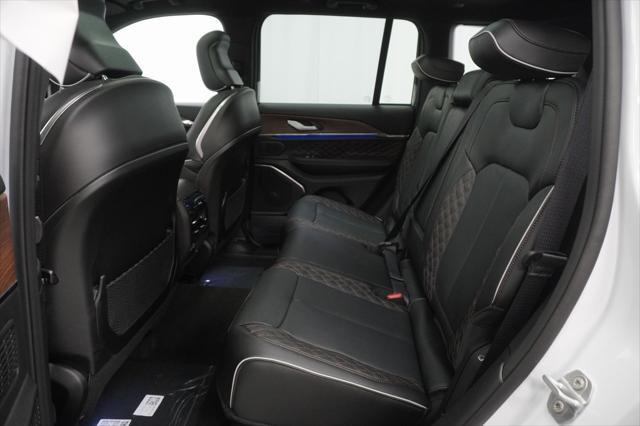 new 2025 Jeep Grand Cherokee car, priced at $52,080